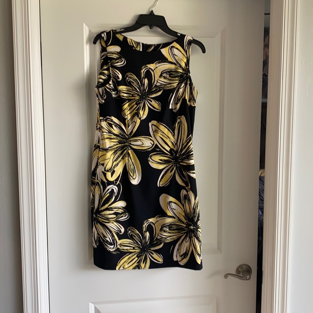 AGB dress. Excellent condition.